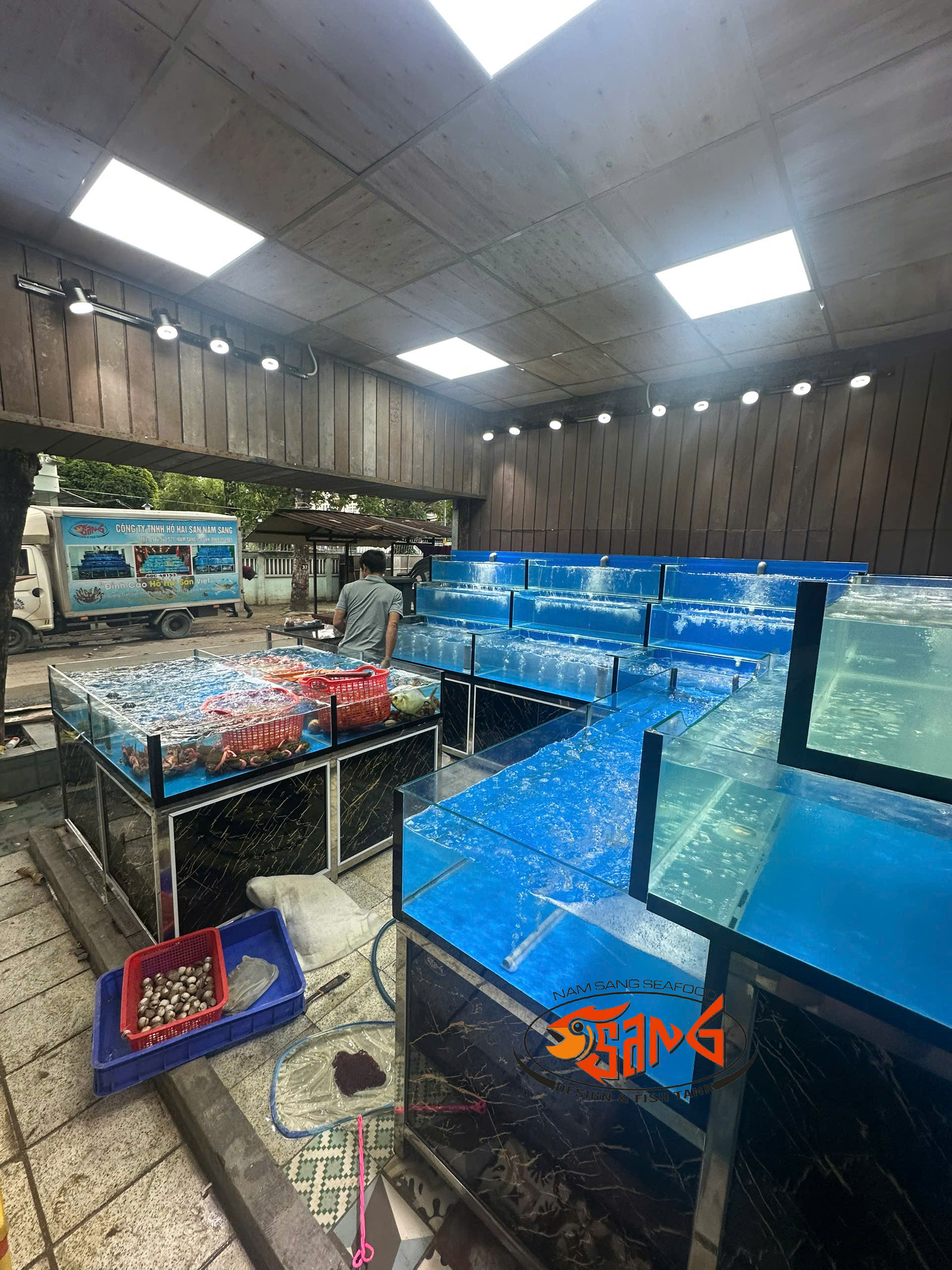 ở thủ đức chỗ nào thi công hồ hải sản